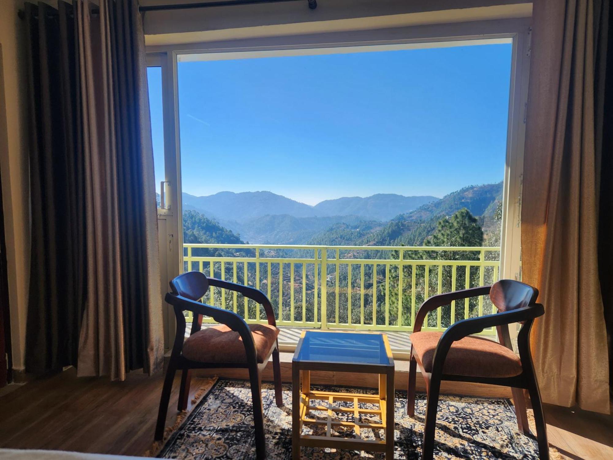 Ferienwohnung Mountain Golden Ray Mukteshwar Exterior foto